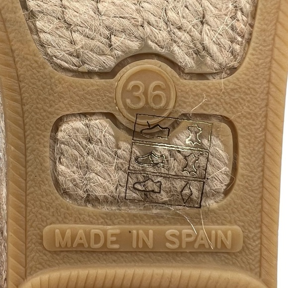 Ash Black Gold Studded Ankle Strap Espadrille Platform Sandals Size 35 Women's - Picture 4 of 9